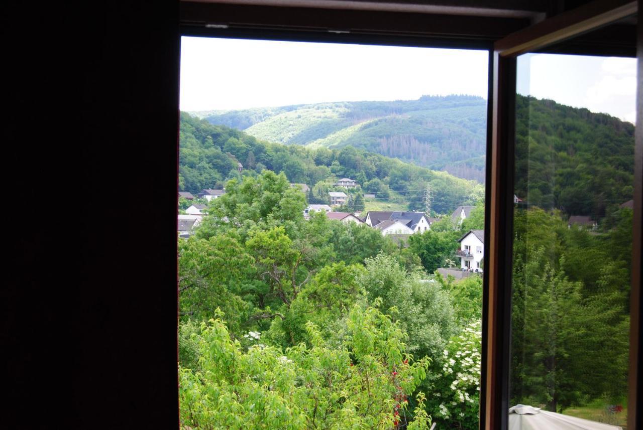 Hinter Den Spiegeln Hotel Heimbach Exterior foto