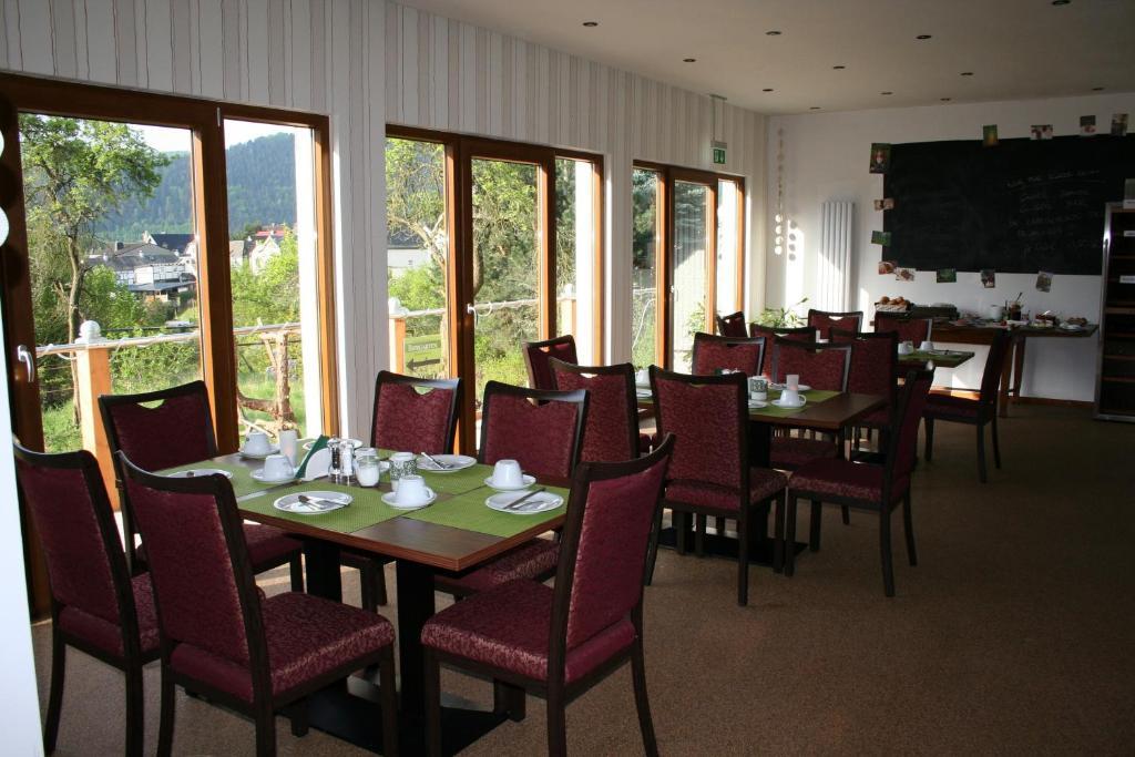 Hinter Den Spiegeln Hotel Heimbach Exterior foto